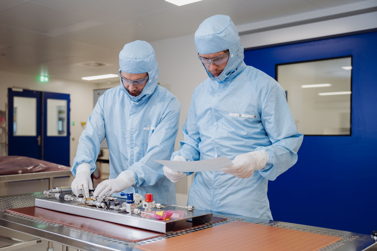 flow control assembly in a cleanroom